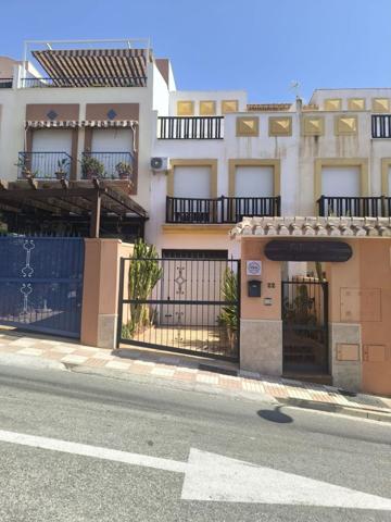 Adosada en venta en Gualchos, El Romeral photo 0