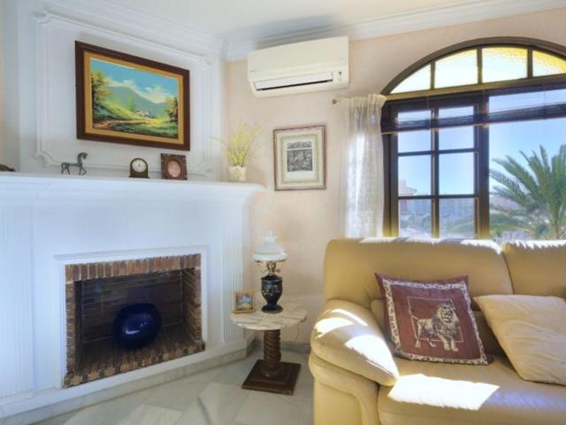 Piso en venta en Torrox photo 0