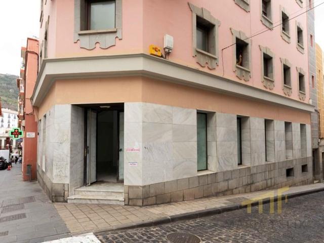 Local comercial en venta en Icod de los Vinos photo 0