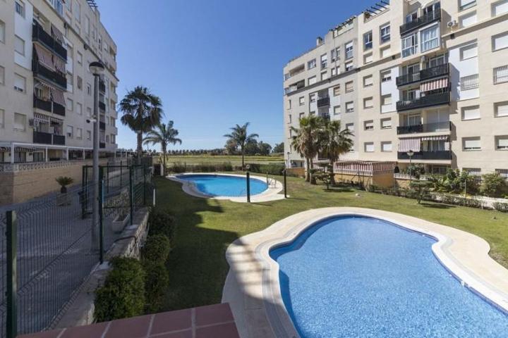 Apartamento en venta en Marbella, Nueva Andalucia photo 0