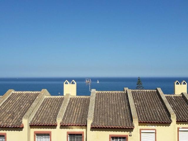 Bungalow en venta en Manilva, Manilva photo 0