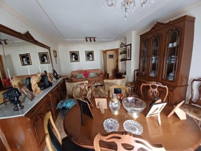 Apartamento en venta en Estepona, Casco Urbano photo 0