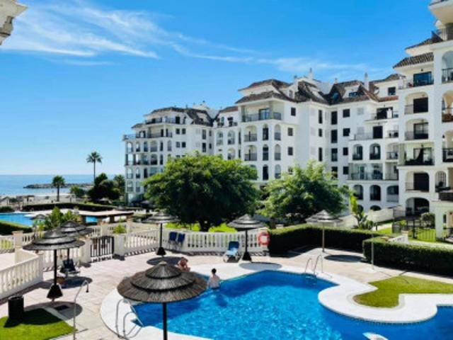 Apartamento en venta en Manilva, San Luis de Sabinillas photo 0