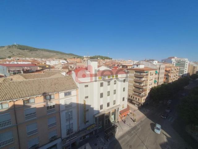 Piso en venta en Cuenca, Centro photo 0