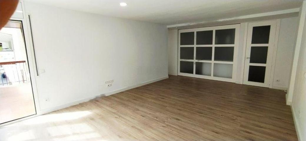 Apartamento en venta en Tarragona photo 0