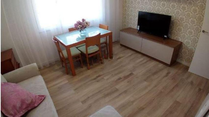 Apartamento en venta en Barcelona photo 0