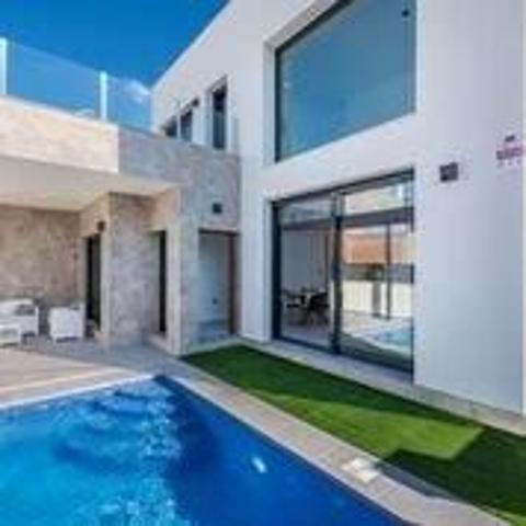 Casa con terreno en venta en Daya Vieja, Daya Vieja photo 0