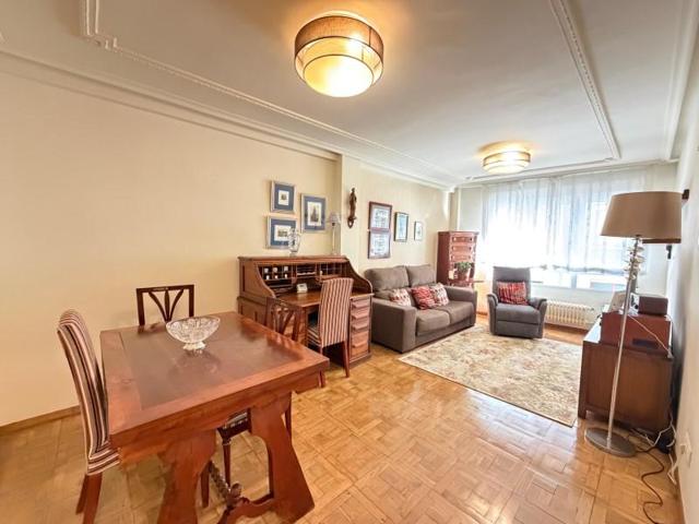 Piso en venta en Gijón photo 0