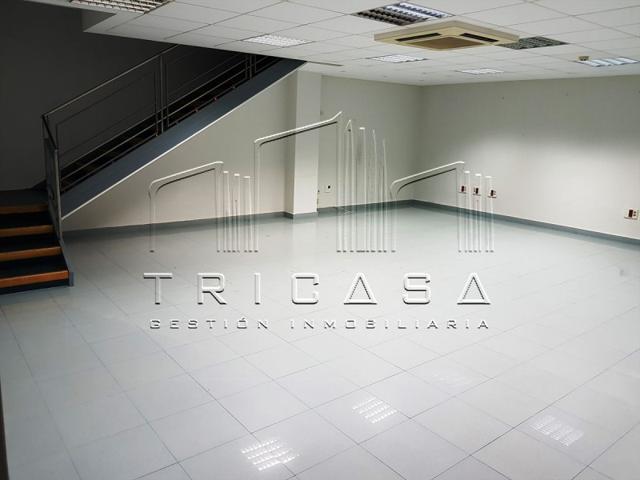 Local comercial en venta en Albacete, Centro photo 0