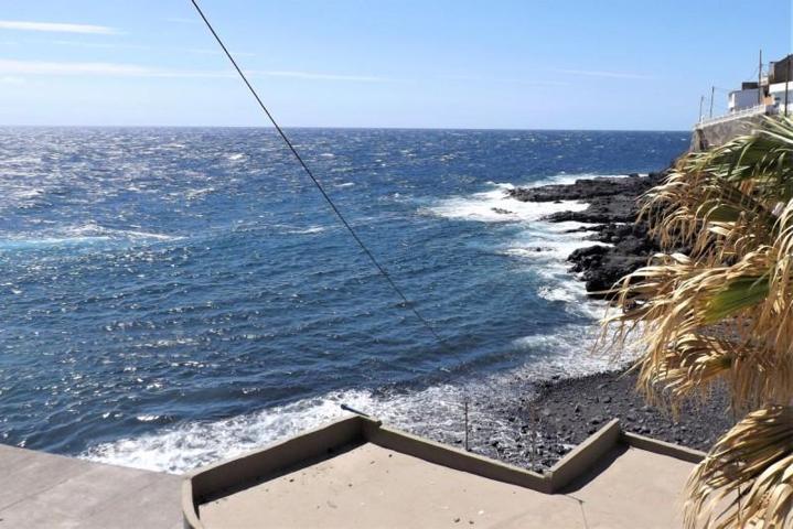 Casa en venta en Güimar, La Caleta photo 0