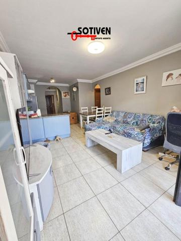 Apartamento en venta en Adeje, Adeje photo 0