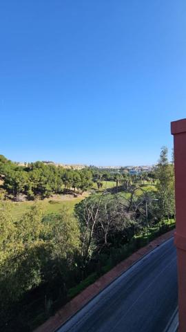 Apartamento en venta en Benalmádena, Torrequebrada photo 0