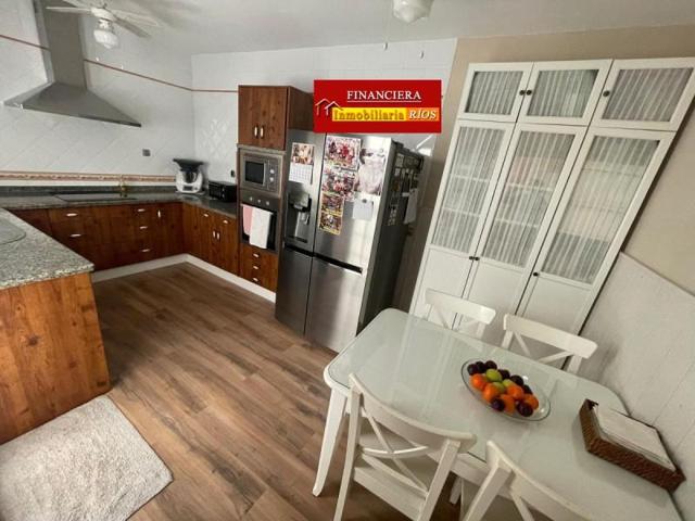 Casa en venta en Alcalá de Guadaira, Campo De Las Beatas photo 0