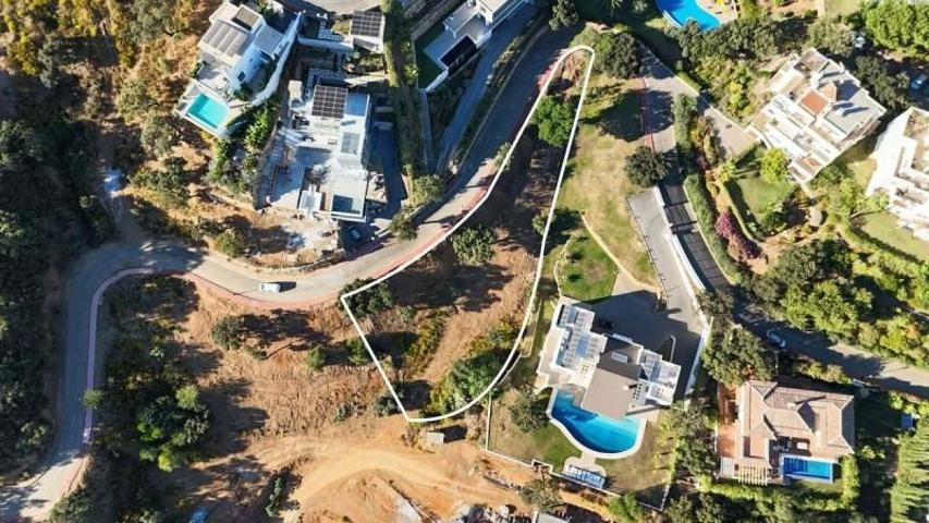 Terreno en venta en Marbella, Marbella photo 0