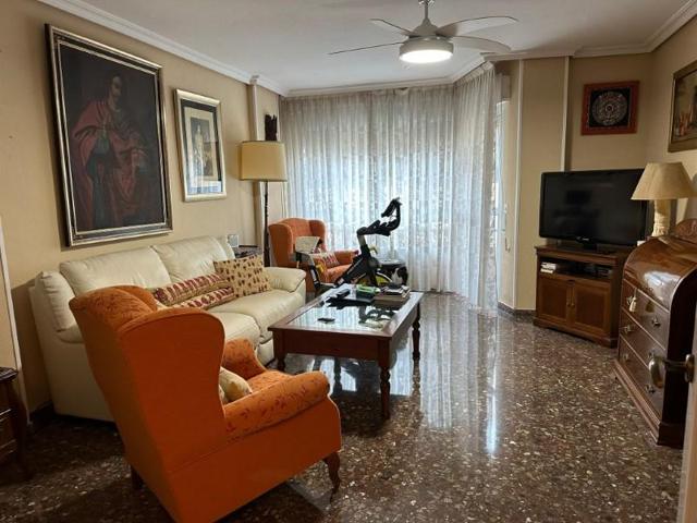 Piso en venta en Jaén photo 0