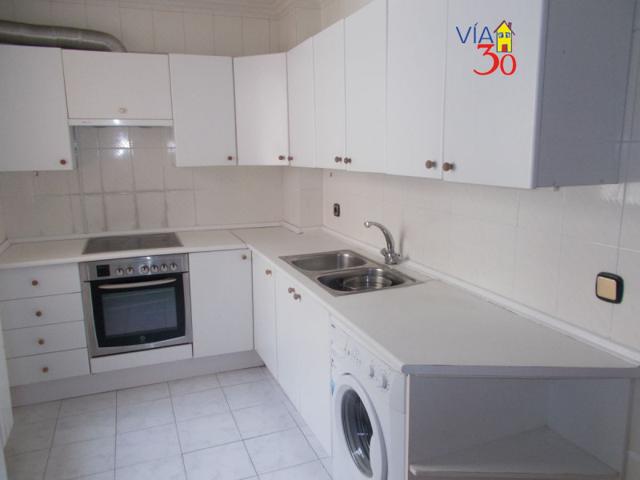 Piso en venta en Salamanca, Gran Via photo 0