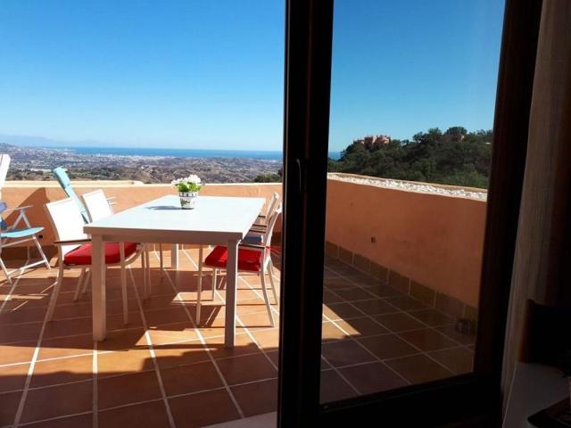 Apartamento en venta en Marbella, El Vicario photo 0