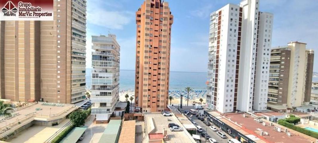 Apartamento en venta en Benidorm, Avenida del Mediterraneo photo 0