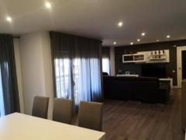 Piso en venta en Valls, Valls photo 0