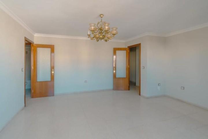 Piso en venta en Ceuta, Centro photo 0