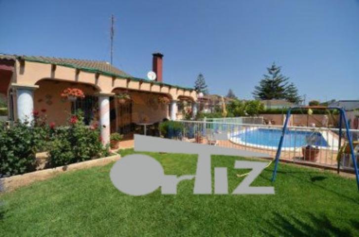 Chalet en venta en Vinaròs, Vinaros photo 0