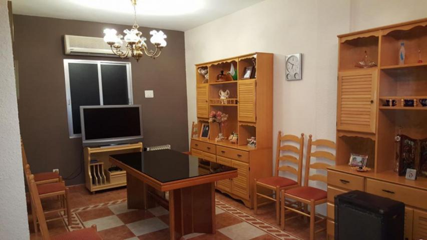 Casa en venta en Jaén, La Luna photo 0