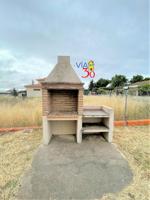 Chalet en venta en Alba de Tormes, Urbanizacion - El Pinar de Alba photo 0