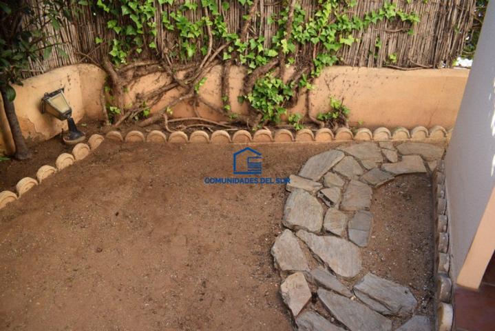 Adosada en venta en Puerto Real, Marina de la Bahia photo 0