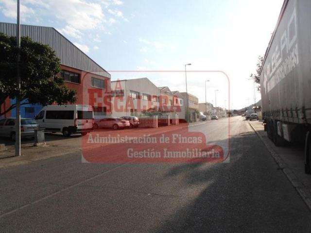 Nave industrial en venta en Onil, Poligono Ind. La Marjal photo 0