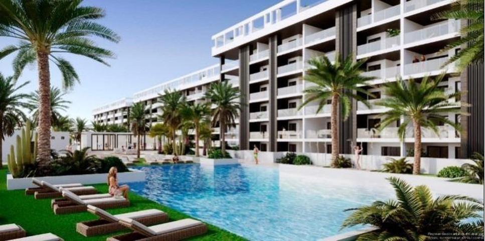 Apartamento en venta en Torrevieja, La Mata photo 0