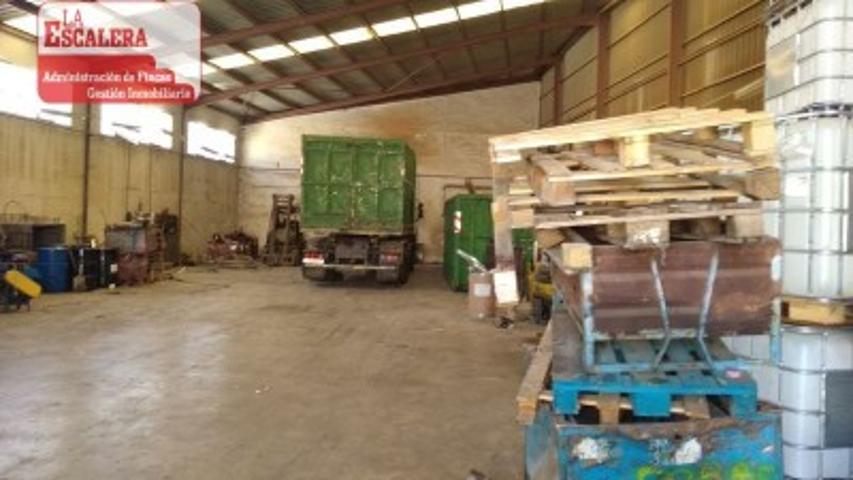 Nave industrial en venta en Castalla, Poligono Ind. I photo 0