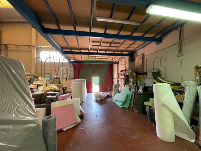 Nave industrial en venta en Humanes de Madrid photo 0