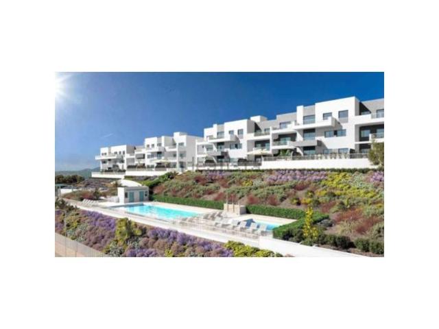 Apartamento en venta en Benalmádena photo 0