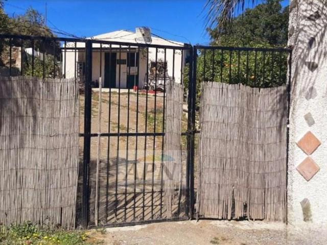 Casa con terreno en venta en Alora photo 0