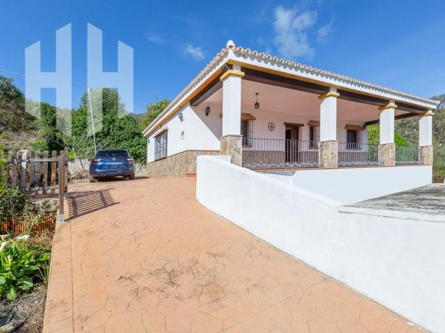 Casa en venta en Casarabonela photo 0