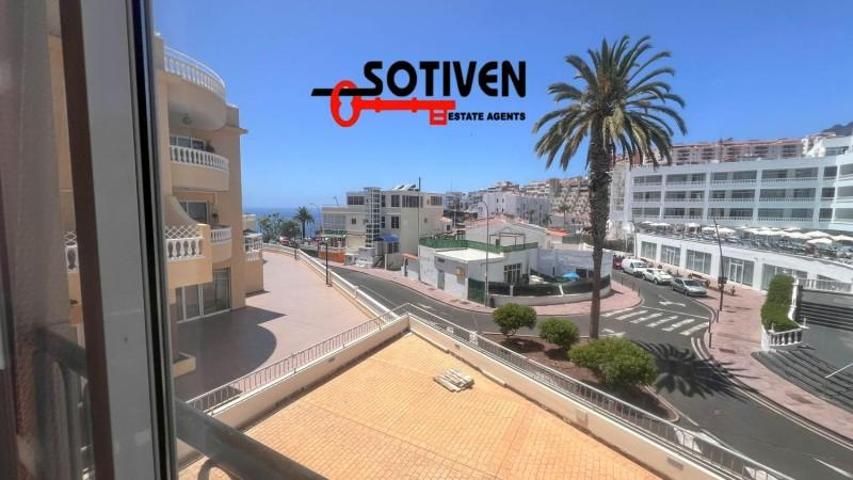Apartamento en venta en Santiago del Teide, Playa La Arena photo 0