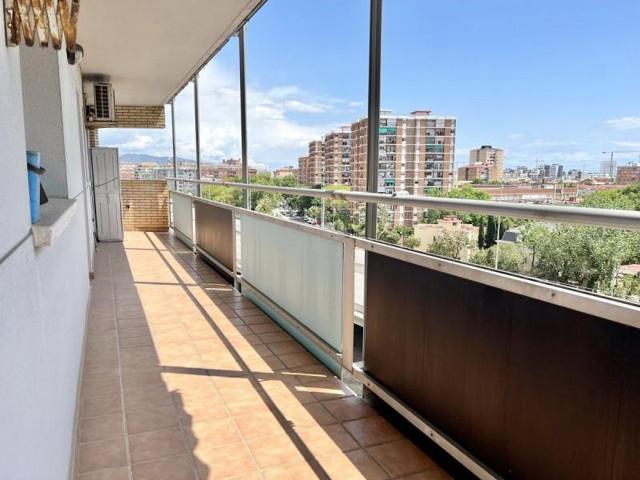 Piso en venta en Badalona, Llefia photo 0