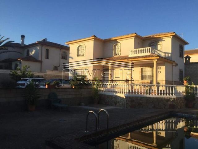 Chalet en venta en Córdoba, La Colina photo 0