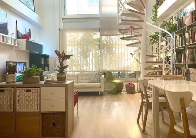 Apartamento en venta en Barcelona photo 0