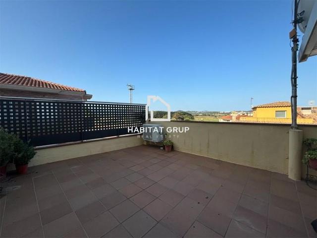 Adosada en venta en Palafolls photo 0