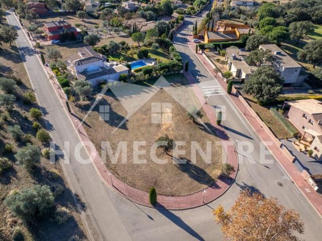 Terreno en venta en Peralada photo 0