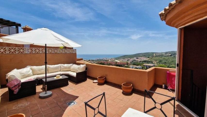 Apartamento en venta en Manilva, Costa del Sol photo 0