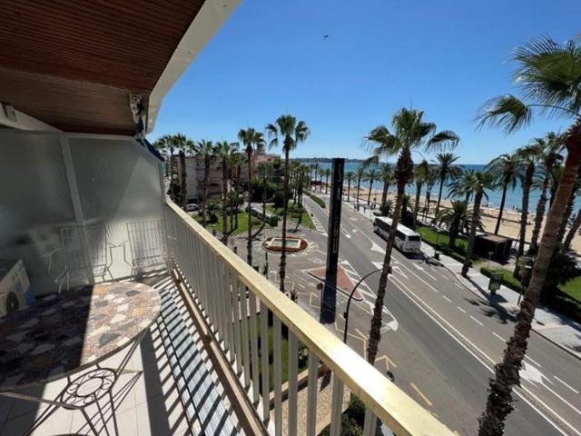 Apartamento en venta en Salou, Barri de la Salut photo 0