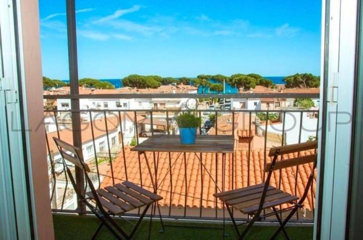 Piso en venta en Blanes photo 0