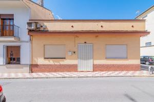 Bungalow en venta en Albolote, Vega de granada zona noroeste photo 0