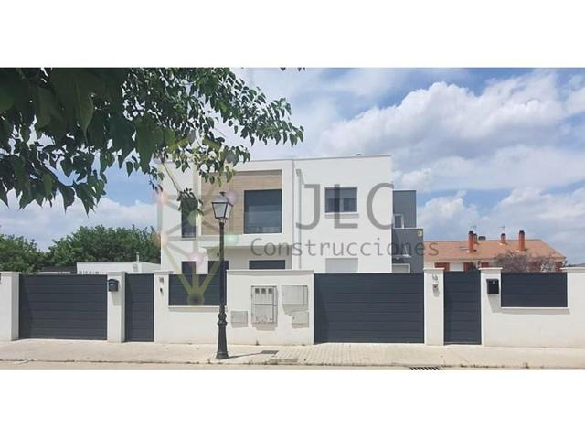 Bungalow en venta en Valdepiélagos photo 0