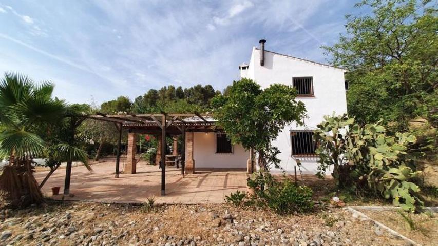 Chalet en venta en Pizarra, Costa del Sol photo 0