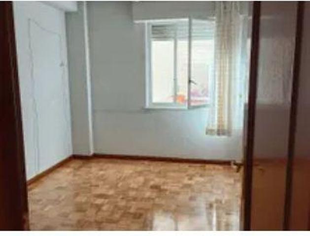 Apartamento en venta en Madrid photo 0