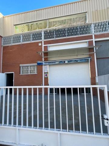 Nave industrial en venta en Reus, Avda. San Bernat Calvo photo 0
