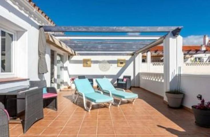 Piso en venta en Marbella, Nueva Andalucia - Rodeo Alto photo 0